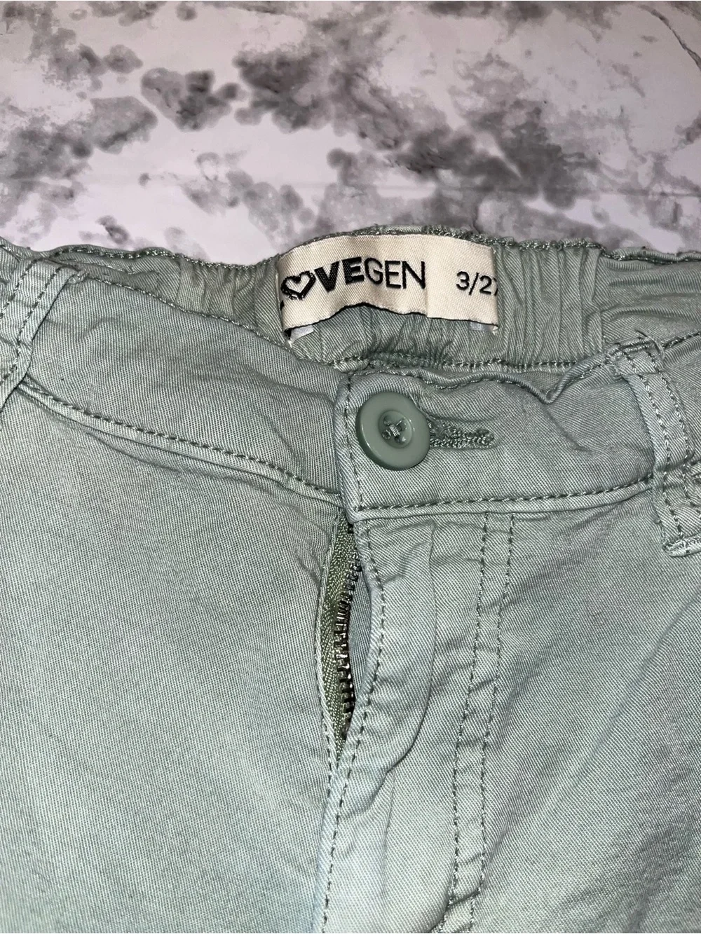 Everyday Sage Green Cargo Shorts with Utility Pockets
